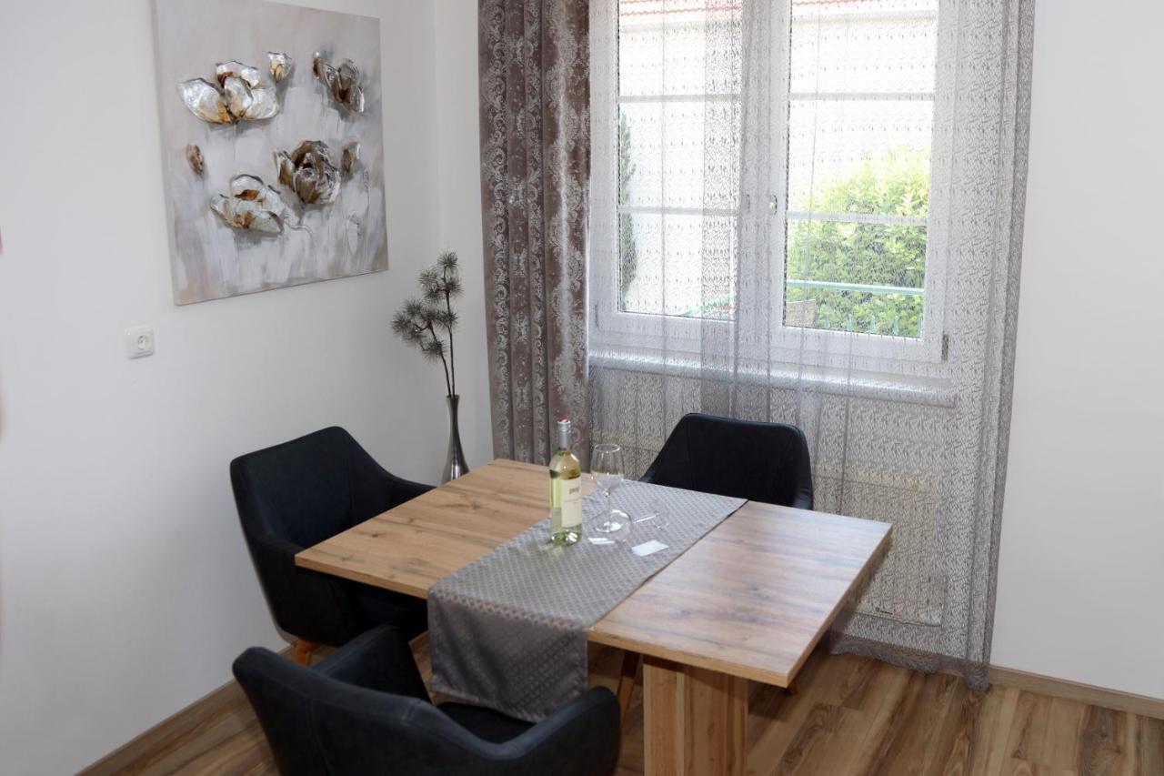 Weingut Apartment Hildegard Gangl Illmitz Extérieur photo